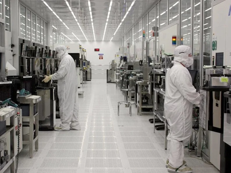 Cleanroom in a semiconductor manufacturing facility