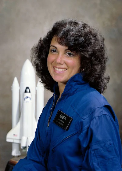 Resnik’s official NASA portrait