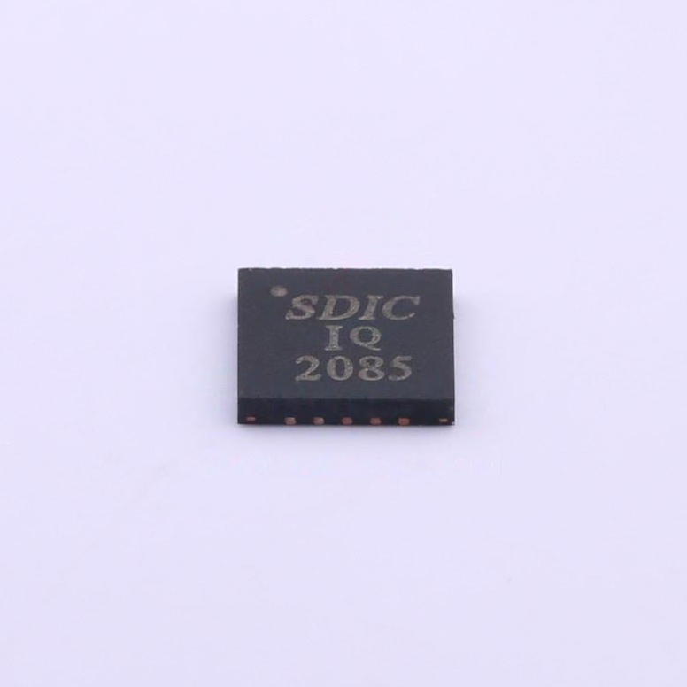 XC4020E-1PG223C