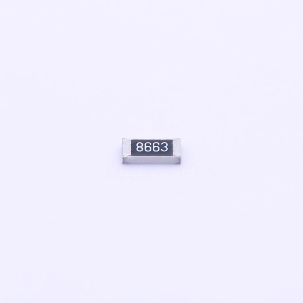 886