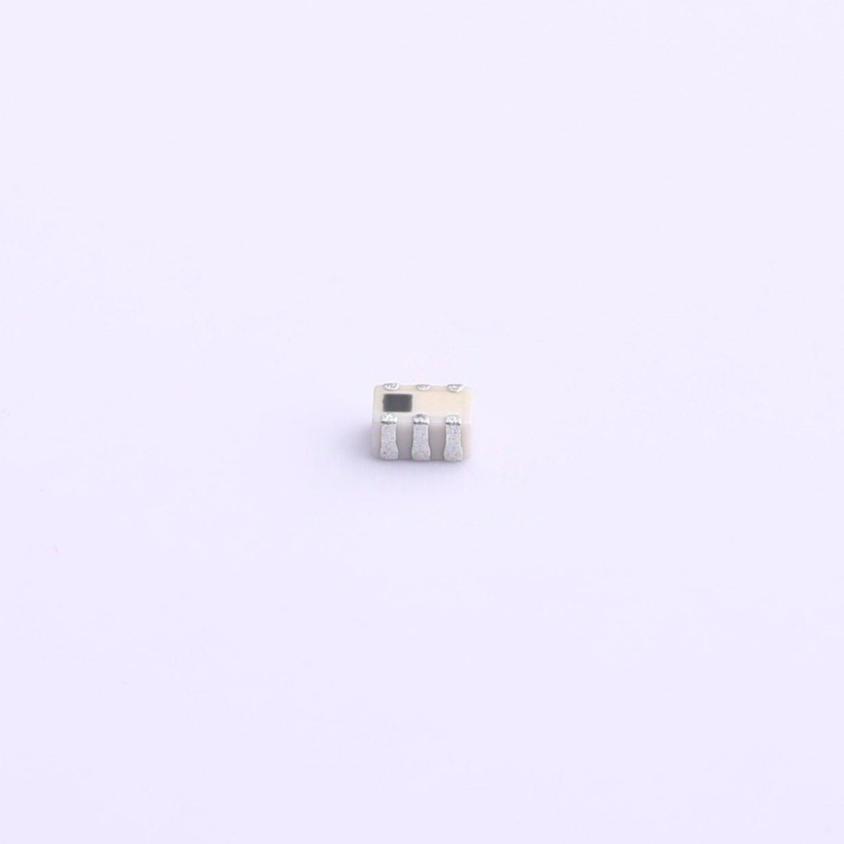 RC0805JR-0718RL